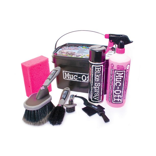 MUC-OFF 8-1 bike cleaning kit