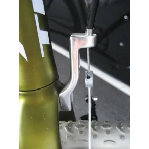 Kabelholder Tektro Cantilever/Cross til Bremsebolt mont s�lv