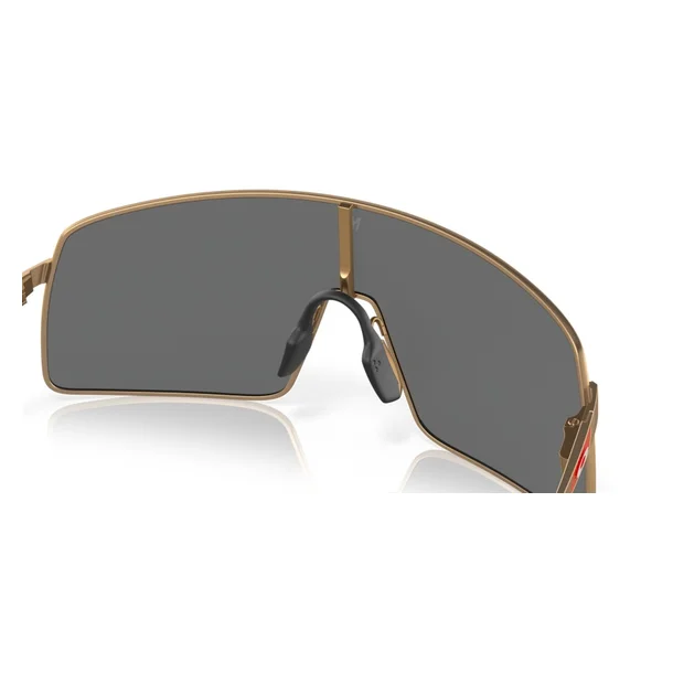 Oakley Sutro TI Patrick Mahomes II Collection Matte Gold Prizm Black