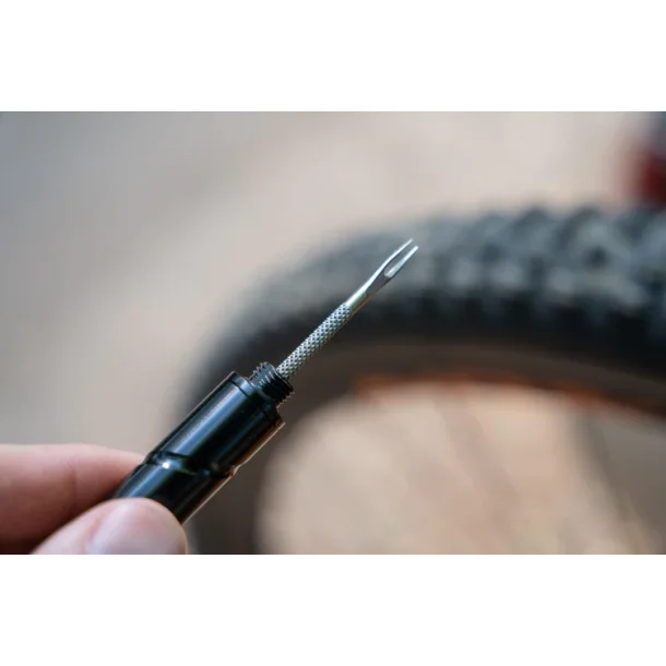 KOM CYCLING Tire Repair Tool PRO (Black)