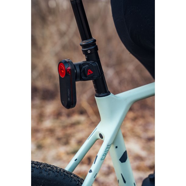 KOM Cycling Garmin Varia Mount